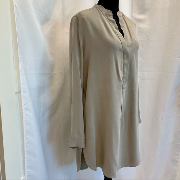ARITZIA Babaton taupe brown Peverell 100 % silk long sleeve V-neck tunic blouse - Picture 7 of 14